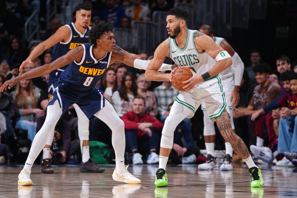 并非顶尖中 并非顶尖中